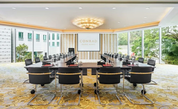 Гонконг: Conrad Hong Kong