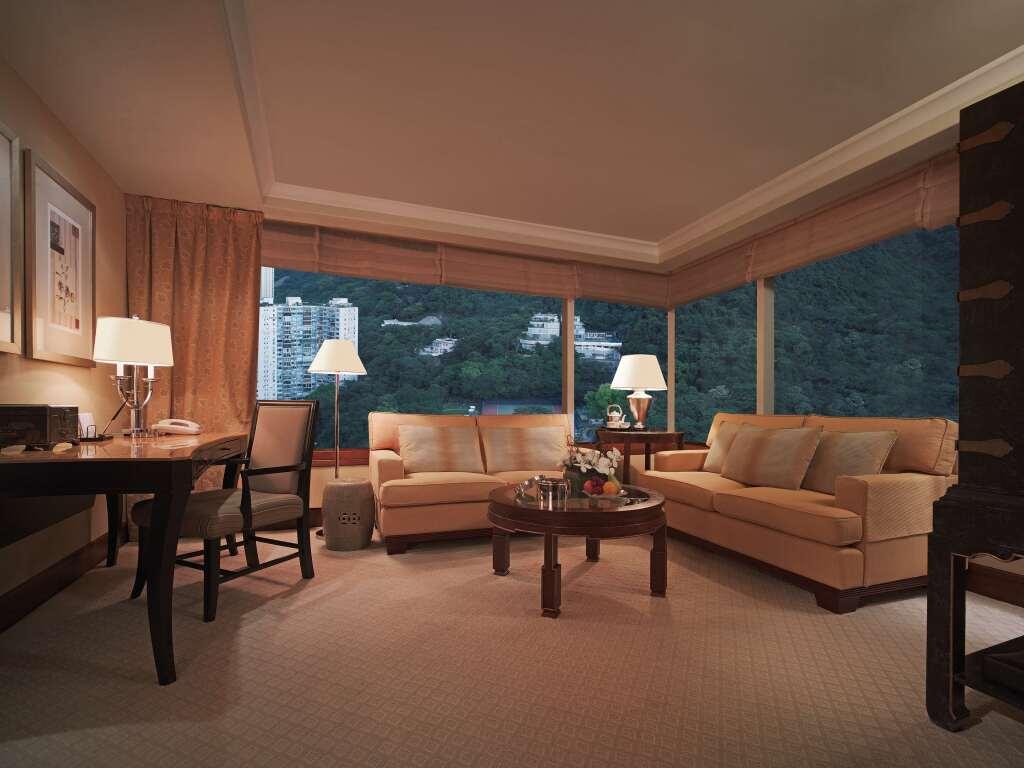 Гонконг: Conrad Hong Kong