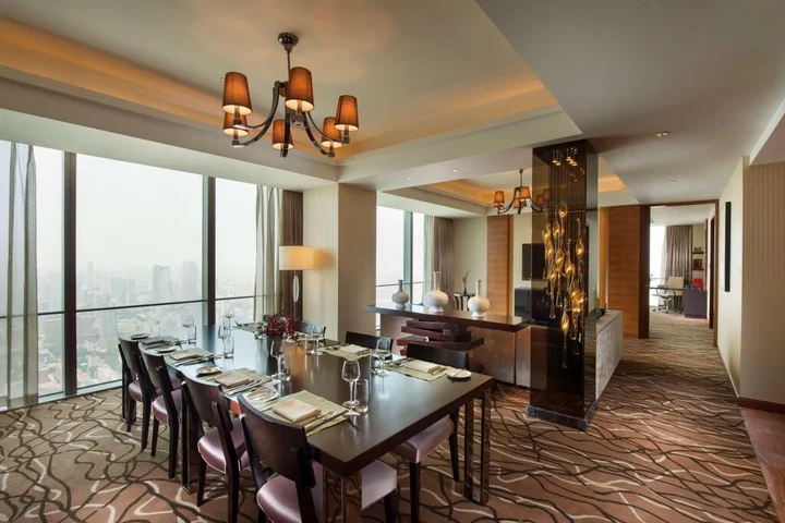 Шицзячжуан: Hilton Shijiazhuang