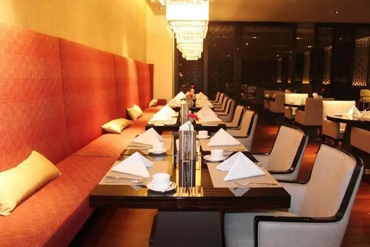 Таншань: Jitang Kaiyuan New Century Hotel