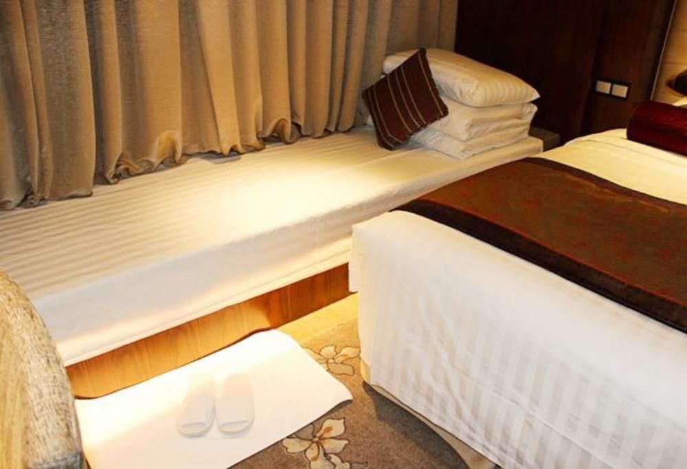 Таншань: Jitang Kaiyuan New Century Hotel