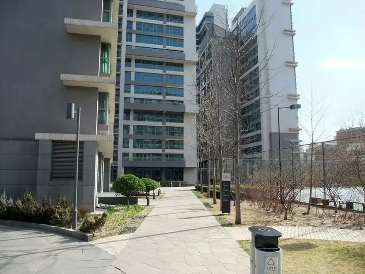 Пекин: New Oriental Suites
