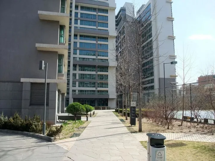 Пекин: New Oriental Suites