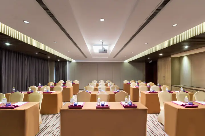 Сюйчжоу: Crowne Plaza Xuzhou Dalong Lake by IHG