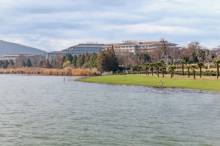 Сюйчжоу: Crowne Plaza Xuzhou Dalong Lake by IHG