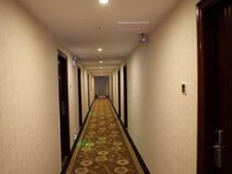 Гуанчжоу: Guoxian Hotel