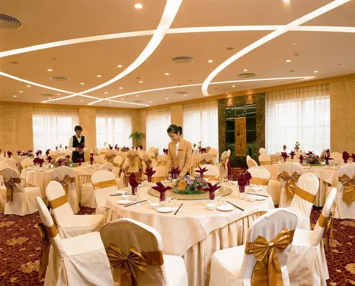 Пекин: Beijing Tibet Hotel