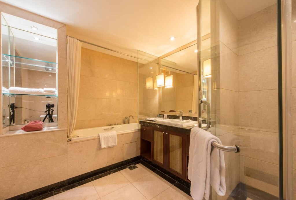 Пекин: Beijing Tibet Hotel