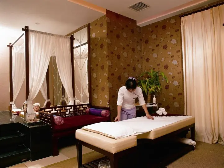 Пекин: Beijing Tibet Hotel