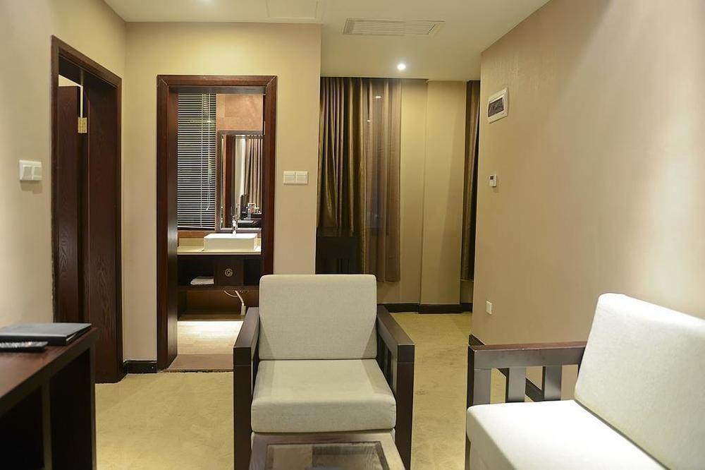 Яншо: Guilin Han Tang Xin Ge Hotel