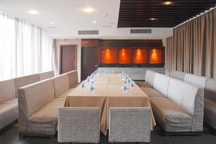 Яншо: Guilin Han Tang Xin Ge Hotel