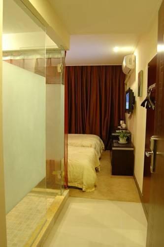Нанкин: Nanjing New Noble Business Hotel
