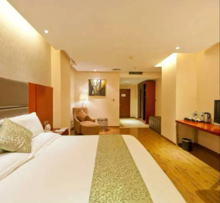 Сиань: K Raphael Hotel