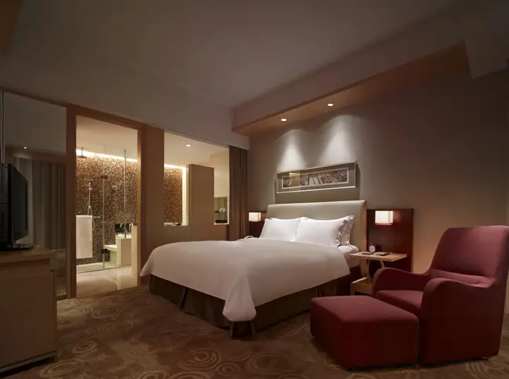 Ухань: New World Wuhan Hotel