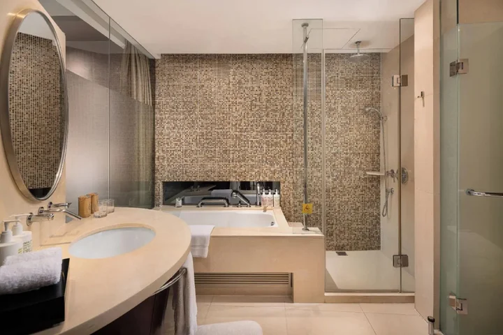 Ухань: New World Wuhan Hotel