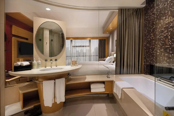 Ухань: New World Wuhan Hotel
