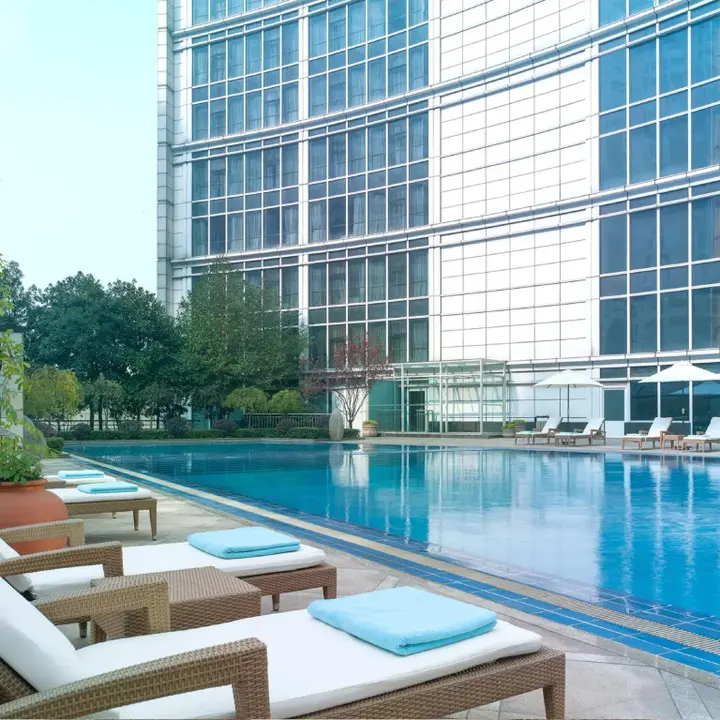 Ухань: New World Wuhan Hotel