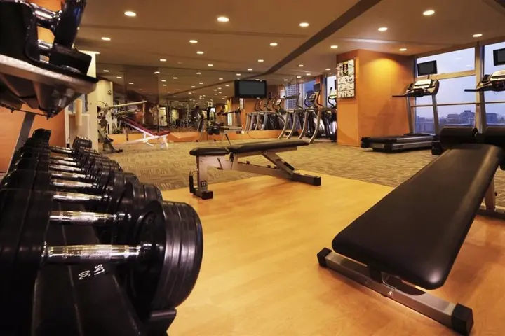Ухань: New World Wuhan Hotel