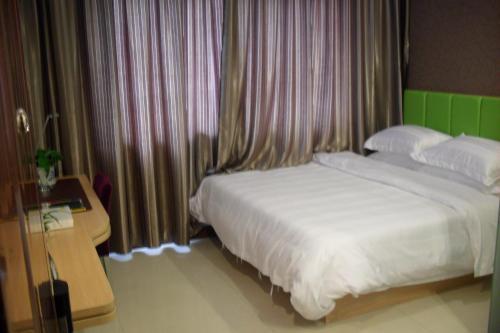 Яншо: Yangshuo Harbour View Hotel