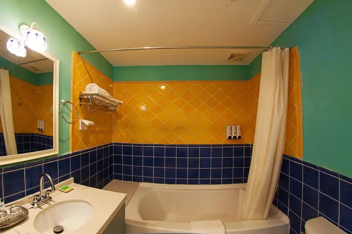 Яншо: Michaels Inn & Suites