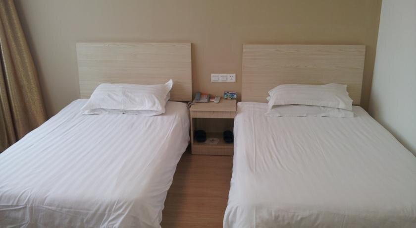 Чжэньцзян: Super 8 Hotel Zhenjiang Ding Mao Qiao