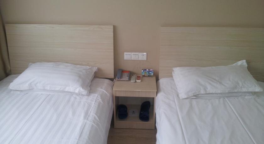 Чжэньцзян: Super 8 Hotel Zhenjiang Ding Mao Qiao