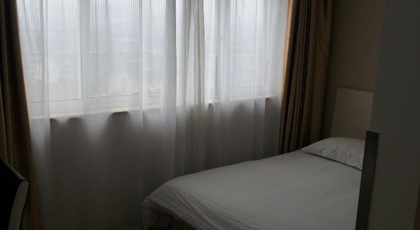 Чжэньцзян: Super 8 Hotel Zhenjiang Ding Mao Qiao
