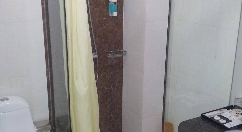 Чжэньцзян: Super 8 Hotel Zhenjiang Ding Mao Qiao