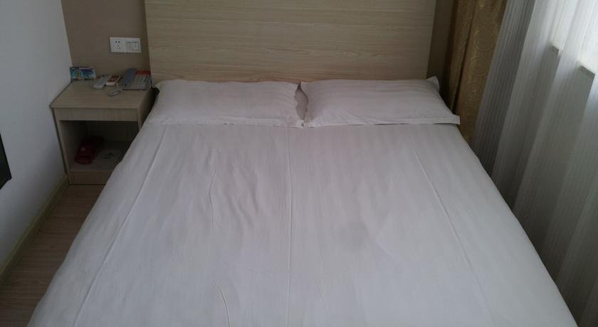 Чжэньцзян: Super 8 Hotel Zhenjiang Ding Mao Qiao