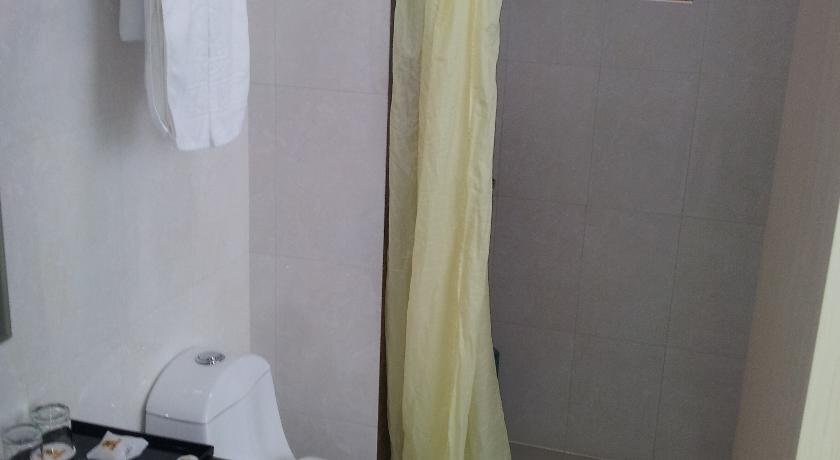 Чжэньцзян: Super 8 Hotel Zhenjiang Ding Mao Qiao
