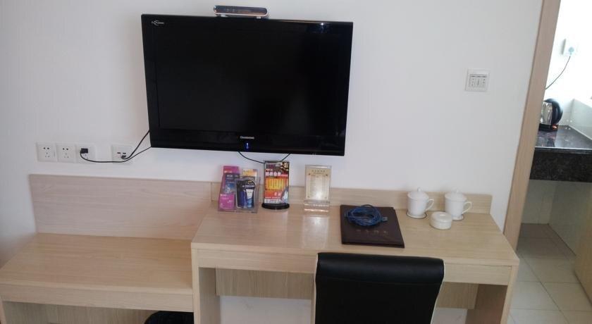 Чжэньцзян: Super 8 Hotel Zhenjiang Ding Mao Qiao