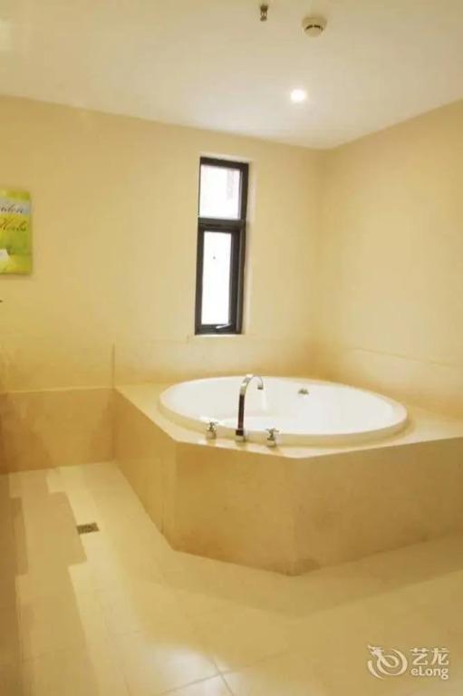 Пекин: Beijing Red Hotel