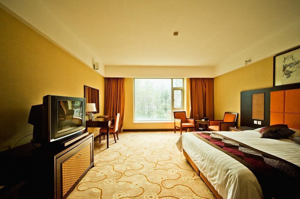 Лешан: Huasheng Hot Spring Hotel