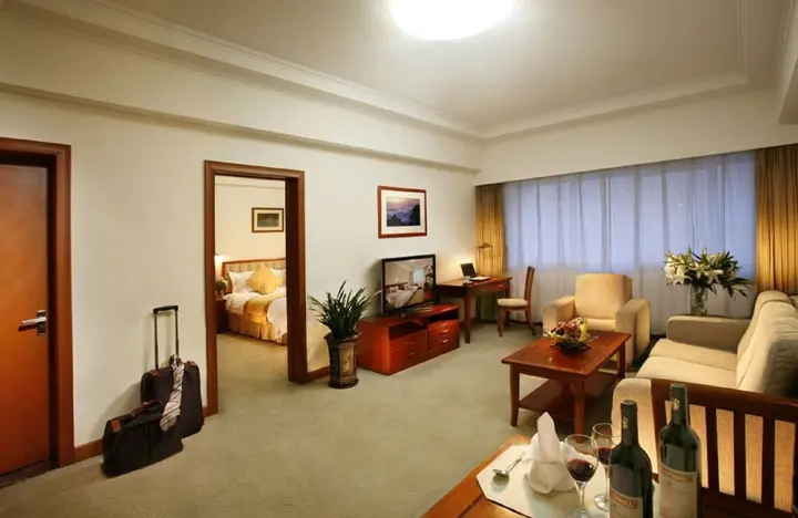 Далянь: Kerren Hotel