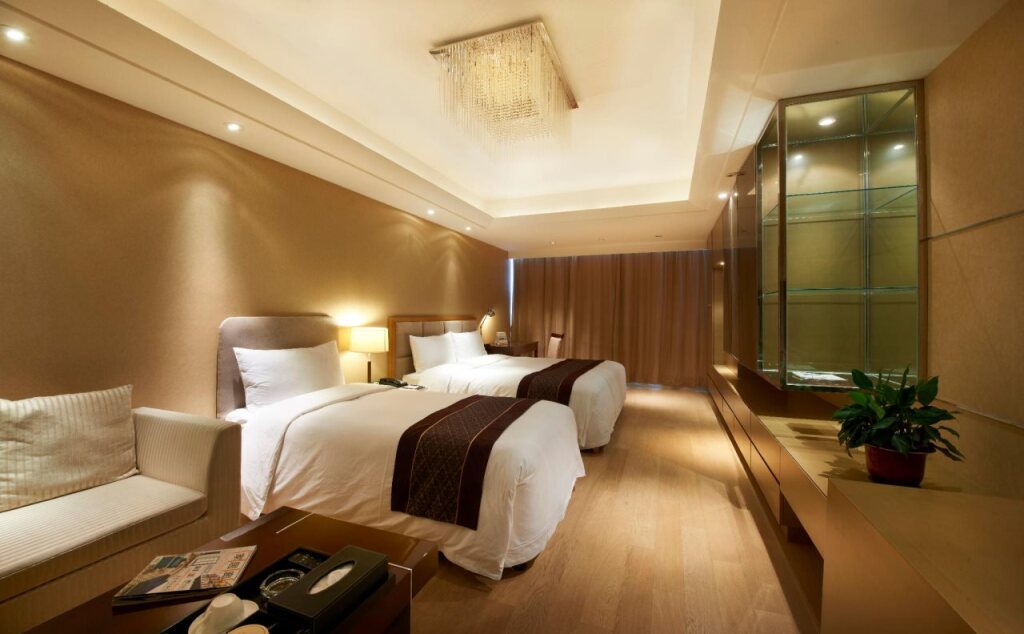 Уси: Belgravia Suites