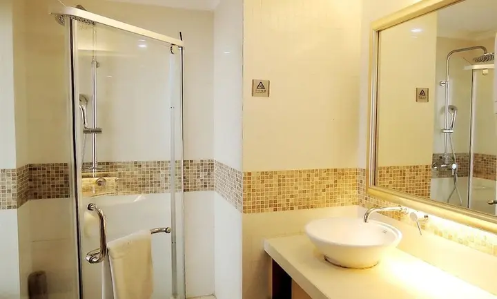Ухань: Guiyuan Dajue Hotel