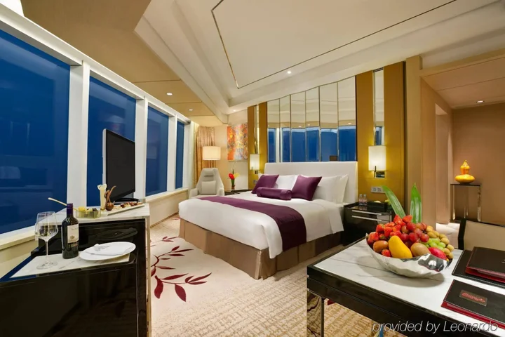 Уси: Taodou Peninsula Hotel