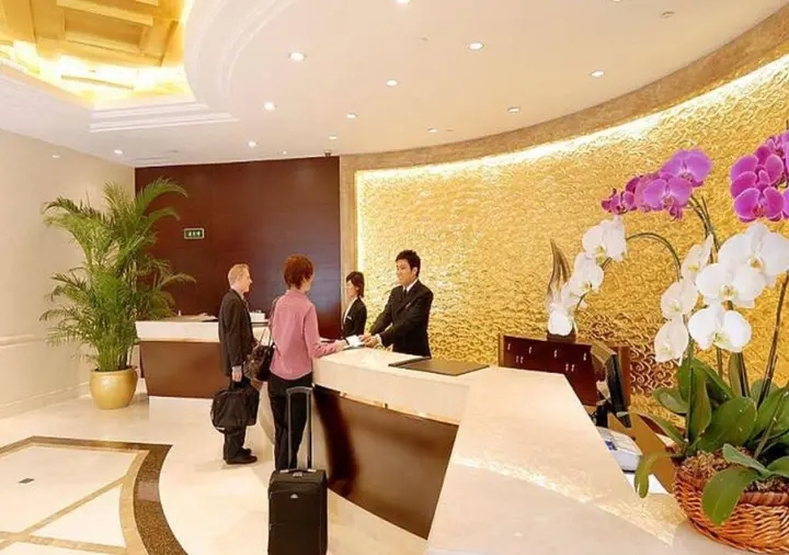 Нанкин: Golden Eagle Summit Hotel Downtown