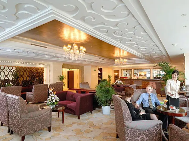 Нанкин: Golden Eagle Summit Hotel Downtown