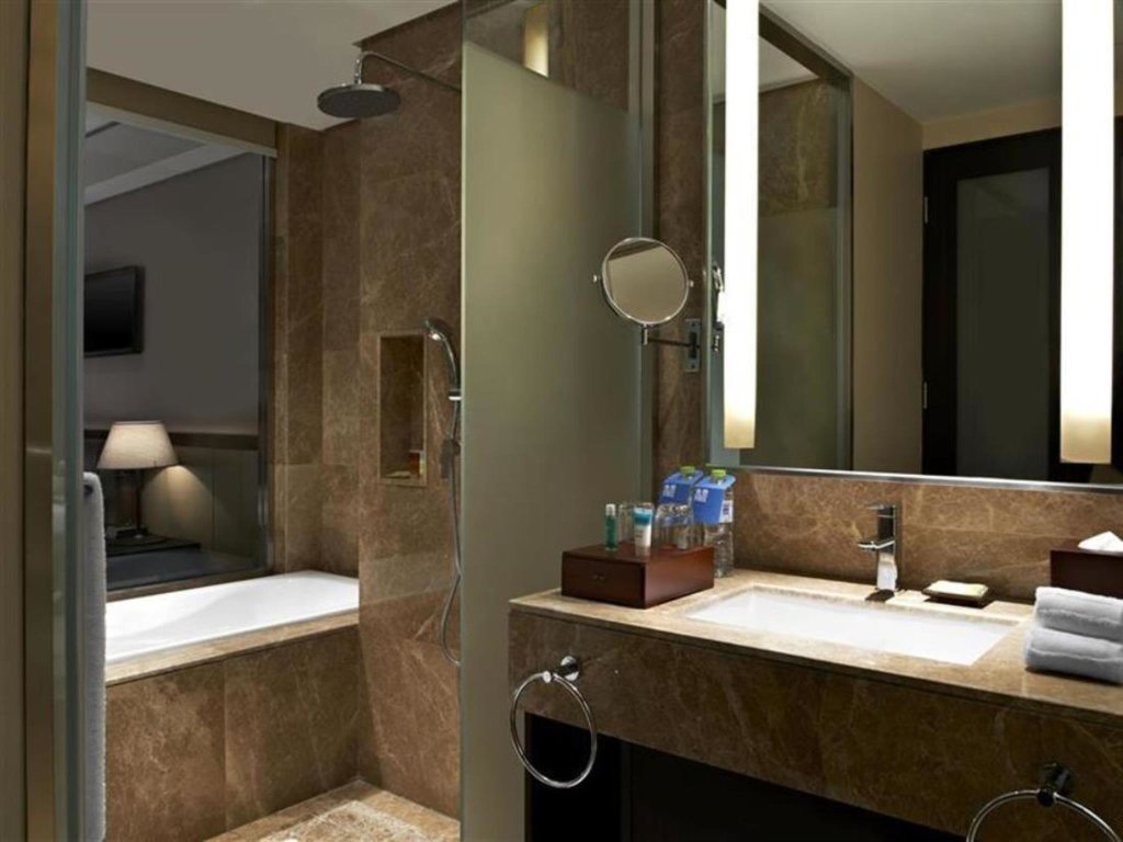 Циндао: Four Points by Sheraton Qingdao, West Coast