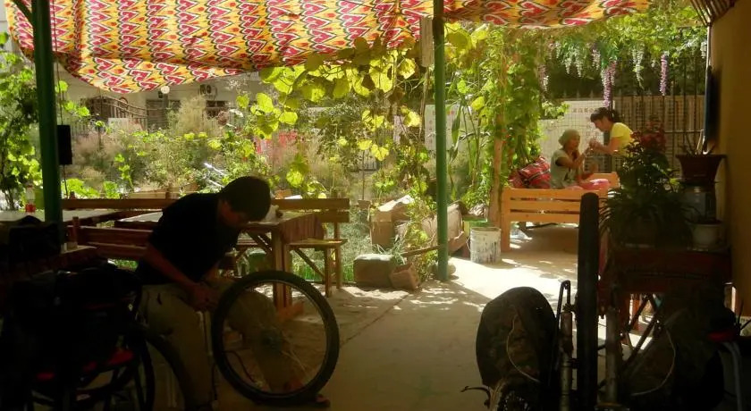 Кашгар: KKH Breeze Hostel