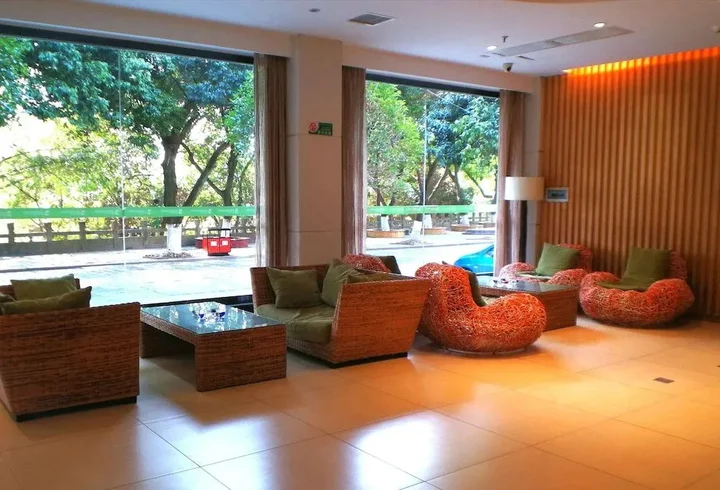 Яншо: Wuyue Hotel Yangshuo West Street Branch