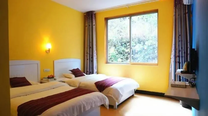Яншо: Yangshuo Infinite Inn