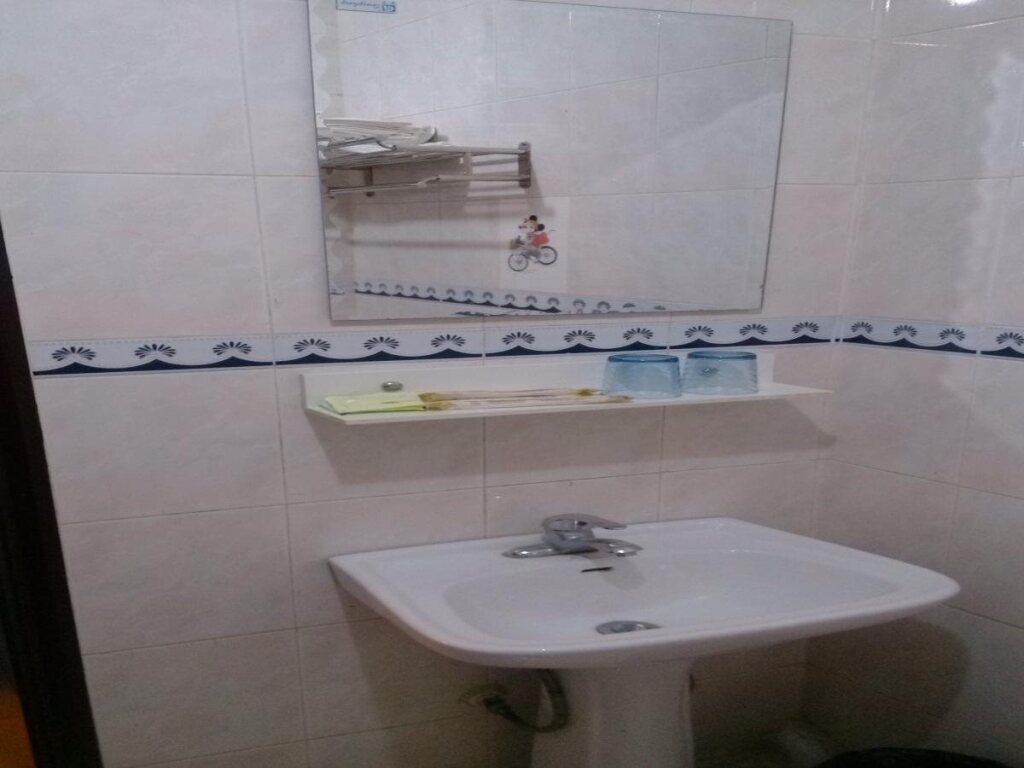 Яншо: Yangshuo Infinite Inn