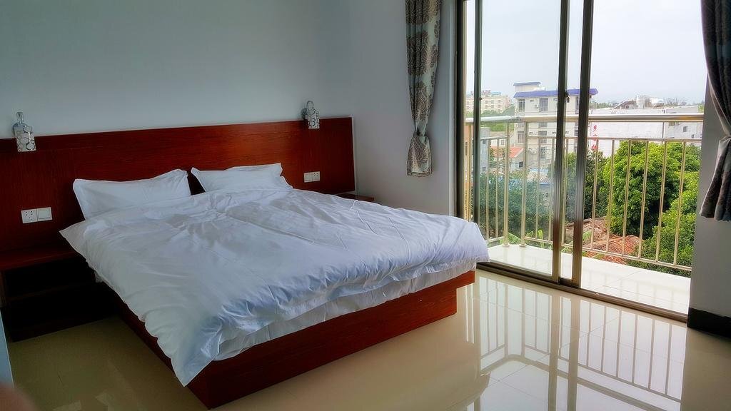 Бэйхай: Weizhou Island Wan Jia Deng Huo Inn