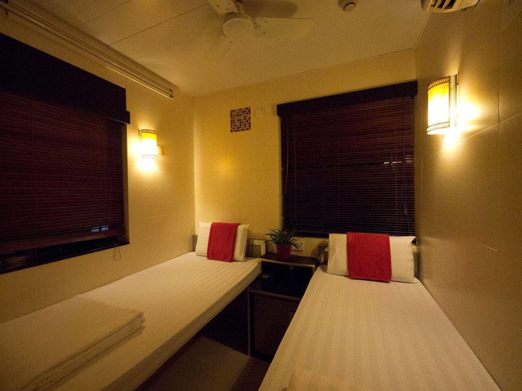Гонконг: International Inn