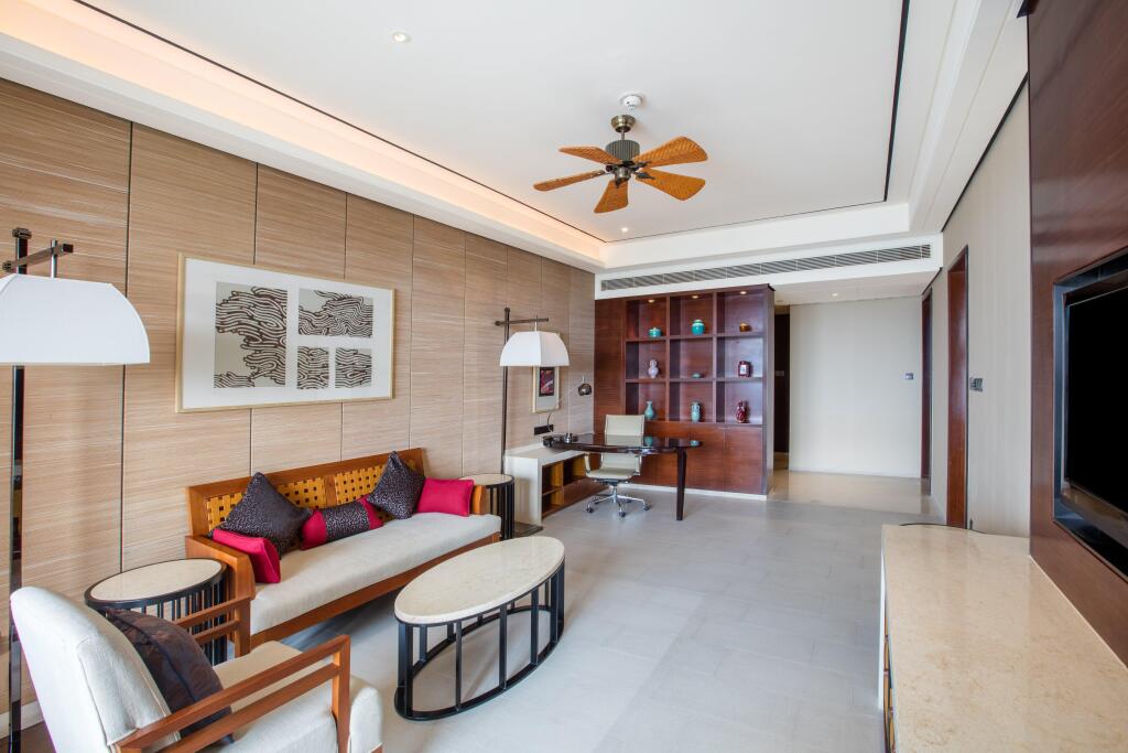 Санья: Crowne Plaza Sanya City Center by IHG