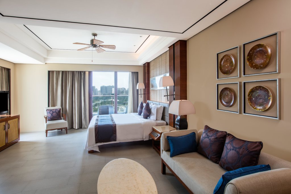 Санья: Crowne Plaza Sanya City Center by IHG
