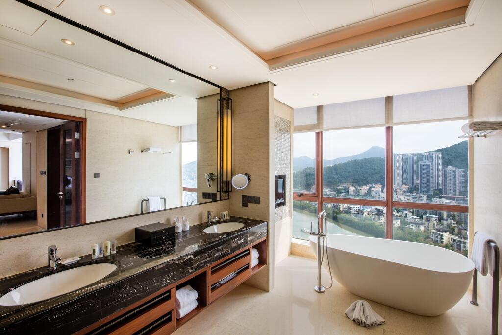 Санья: Crowne Plaza Sanya City Center by IHG