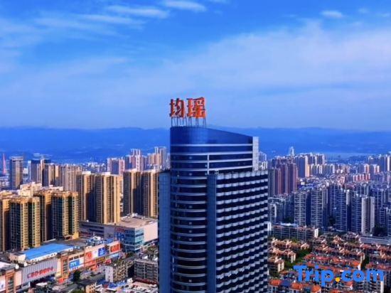 Ичан: Junyao Jinjiang International